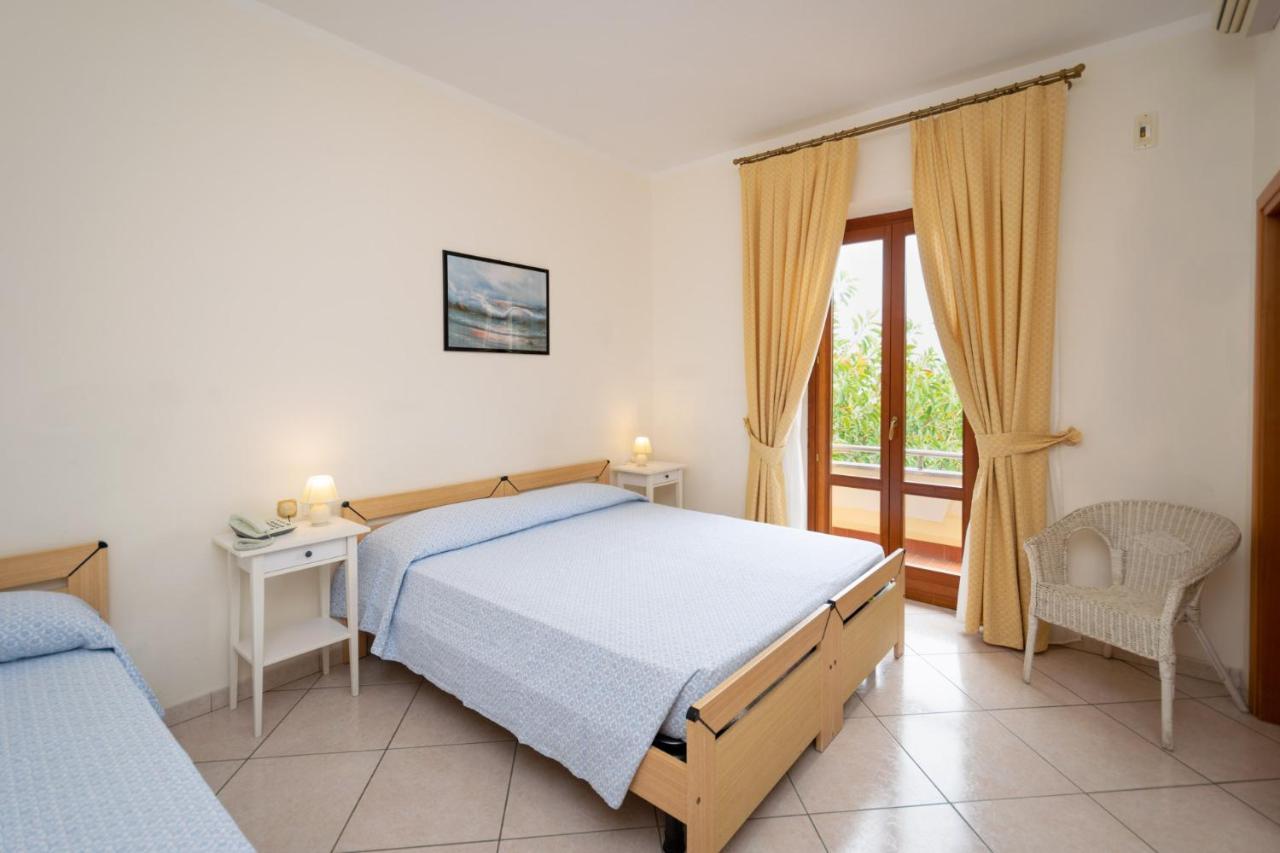 Hotel Anna Fetovaia Exterior photo