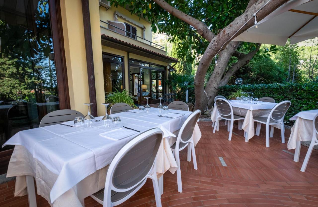 Hotel Anna Fetovaia Exterior photo