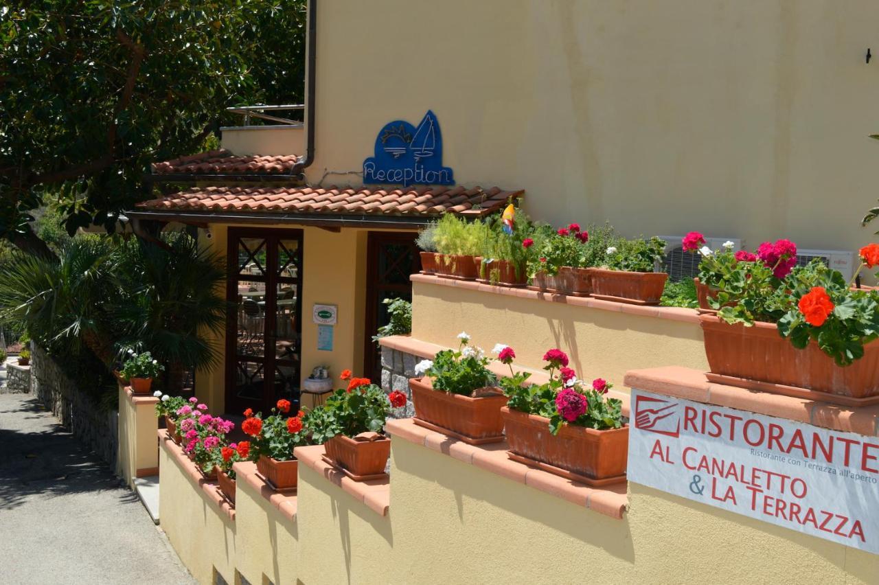 Hotel Anna Fetovaia Exterior photo